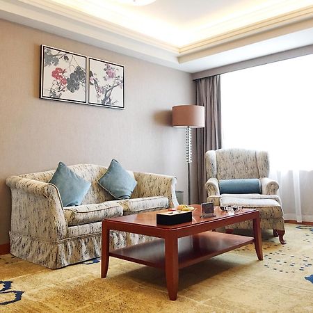 Ramada Plaza Tianlu Hotel Wuhan Eksteriør bilde